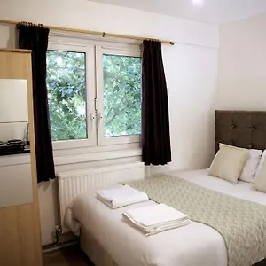 Ensuite With Kitchen Stunning Double-bed In Zone 2 Apartment