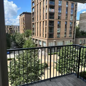 Luxury One Bedroom London
